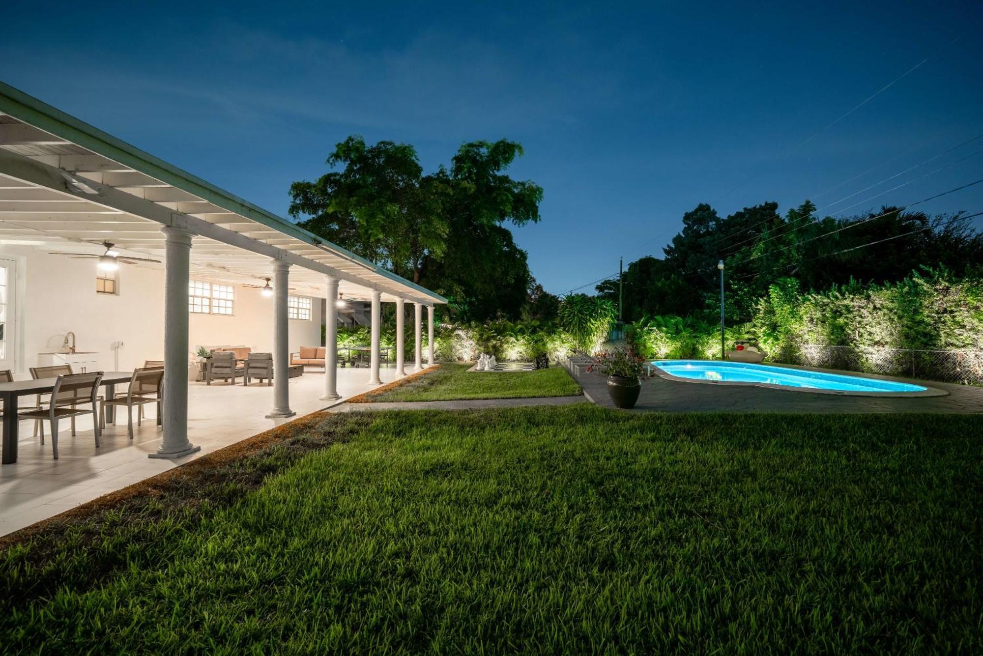 New Tropical Oasis Retreat In Miami Villa Eksteriør billede