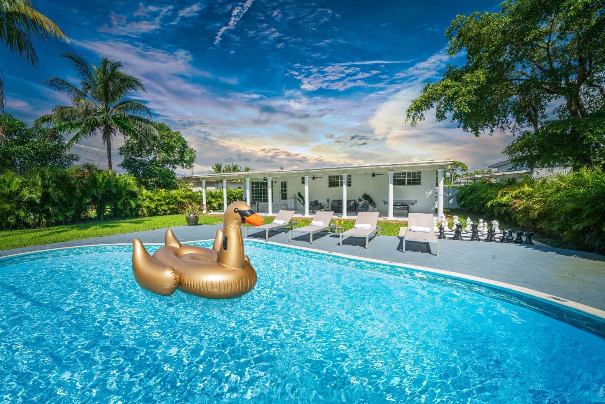 New Tropical Oasis Retreat In Miami Villa Eksteriør billede